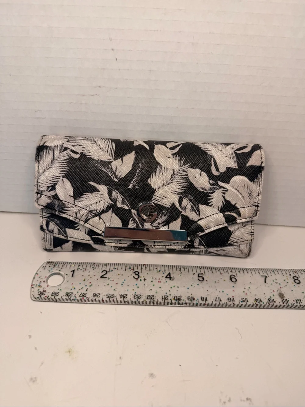 G by Guess Women's Floral Print Folding Wallet